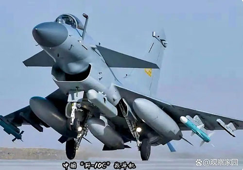 Chinas Kampfjet J-10C „Menglong“ verfügt über starke Feuerkraft